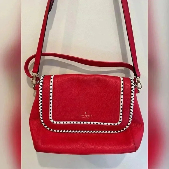 Kate Spade
Coralie Sheffield Street Prickly Pear Leather
Cross Body Bag - Picture 7 of 9